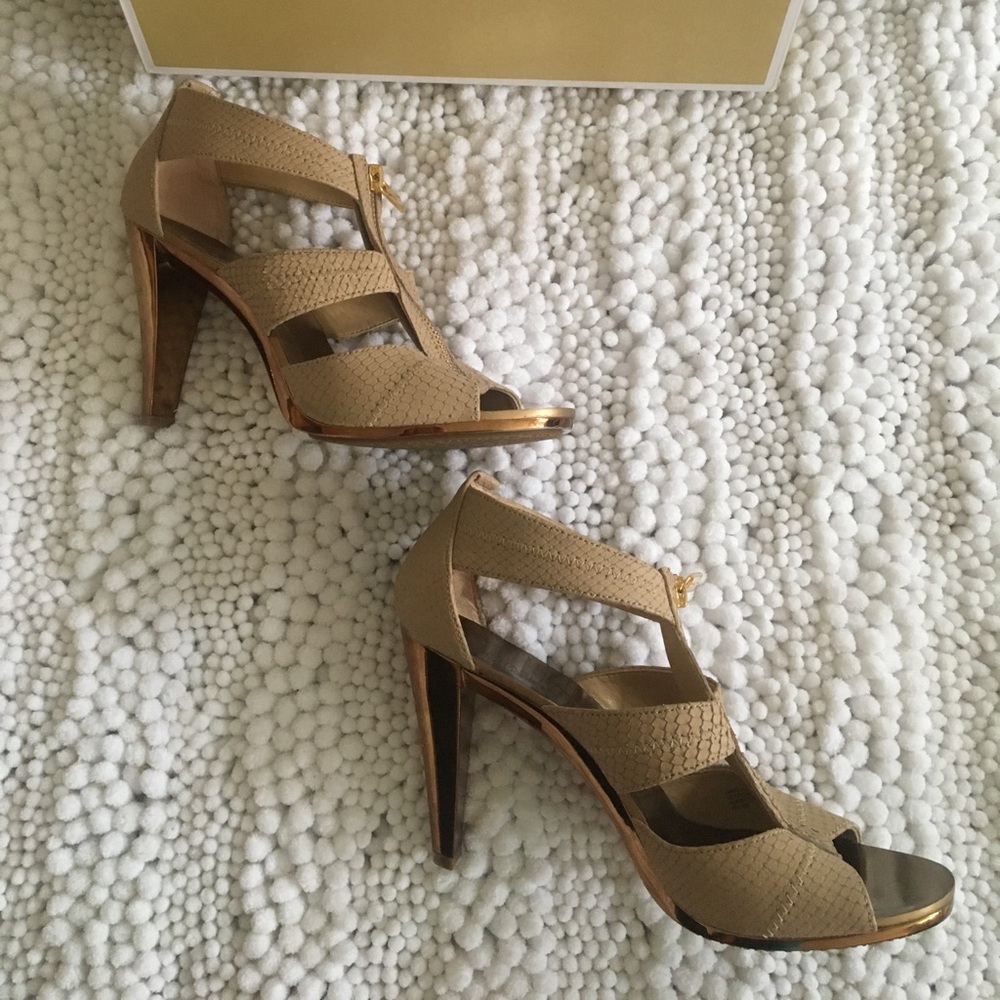 Michael Kors US size 9 nude/gold sandal heels